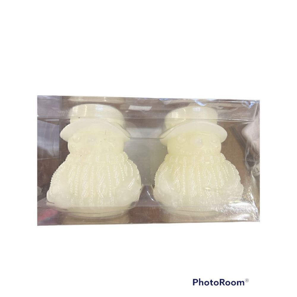 Better Homes and Gardens 2 pack Snow men candles new in box